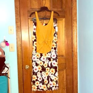 ⚡️FLASH SALE⚡️ NWT Floral Maxi Skirt